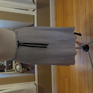 Eileen Fisher organic linen midi skirt, size M